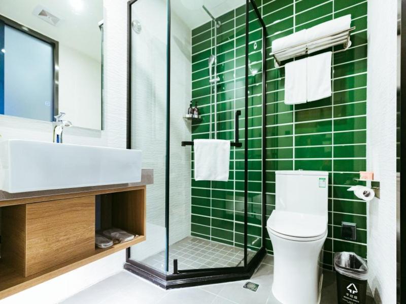 Greentree Inn Shanghai Huangxing Park Subway Station Express Hotel Экстерьер фото