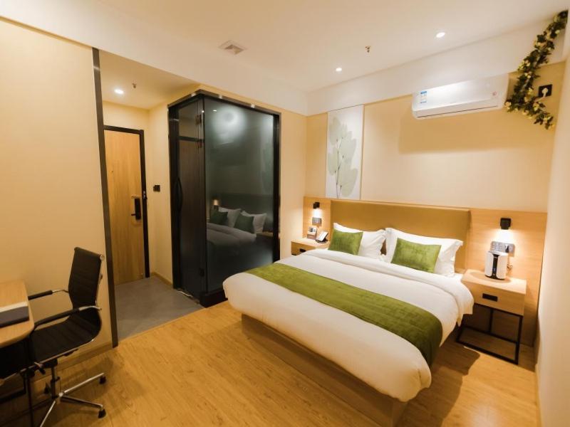 Greentree Inn Shanghai Huangxing Park Subway Station Express Hotel Экстерьер фото