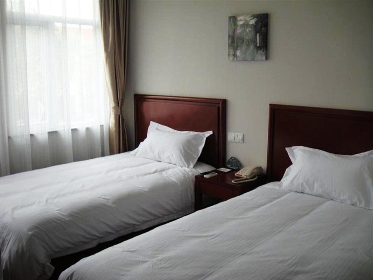 Greentree Inn Shanghai Huangxing Park Subway Station Express Hotel Экстерьер фото