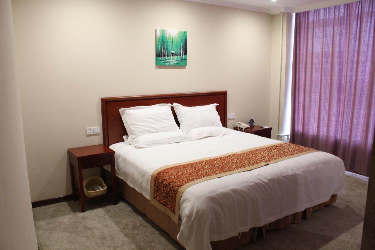 Greentree Inn Shanghai Huangxing Park Subway Station Express Hotel Экстерьер фото